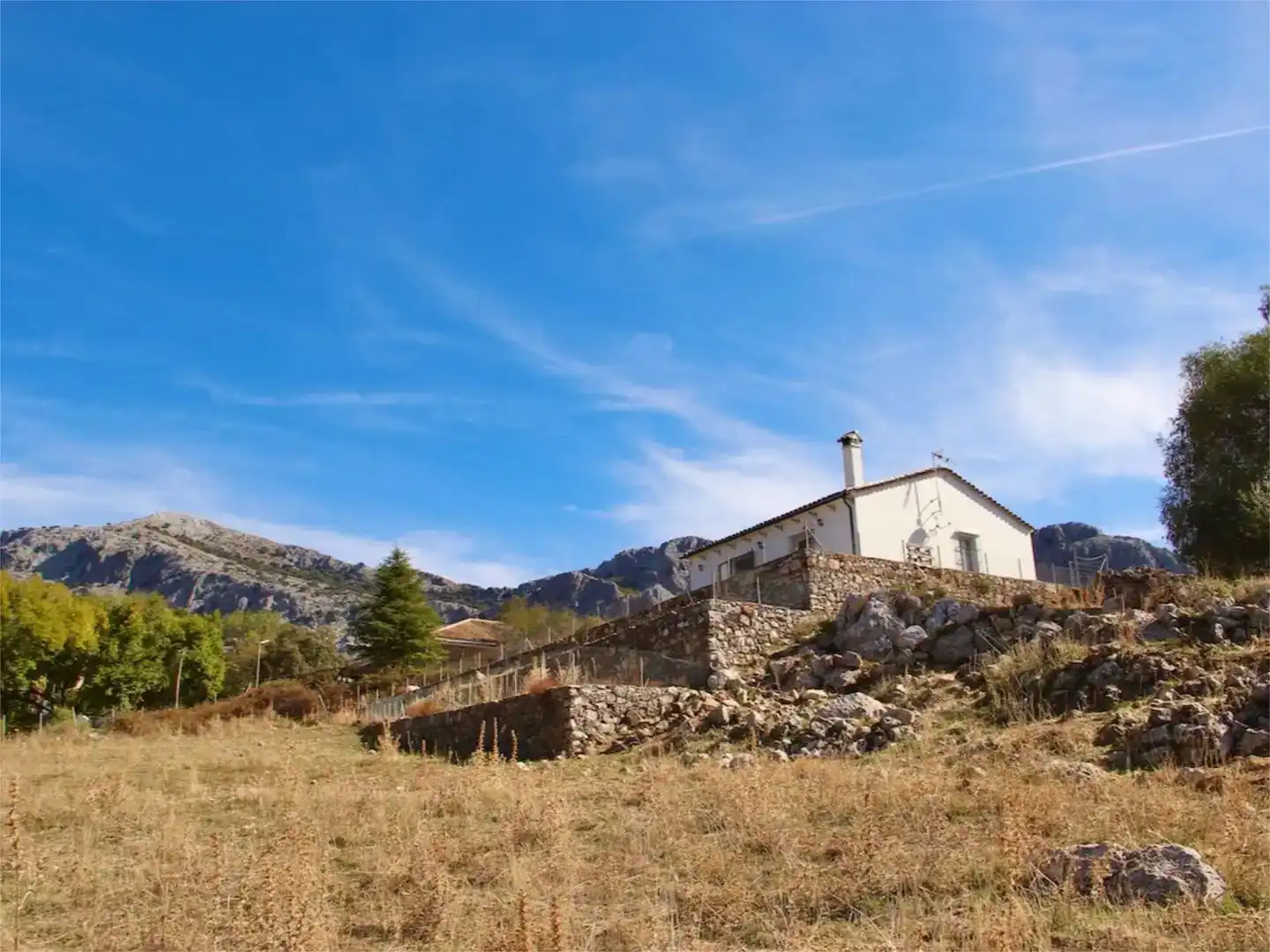 Vista exterior de Pis en venda en Benaocaz