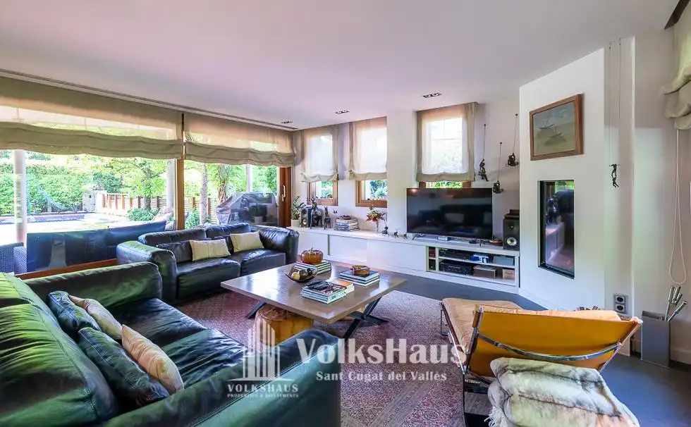 Wohnzimmer von Haus oder Chalet zum Verkauf in Sant Cugat del Vallès mit Klimaanlage, Heizung und Privatgarten