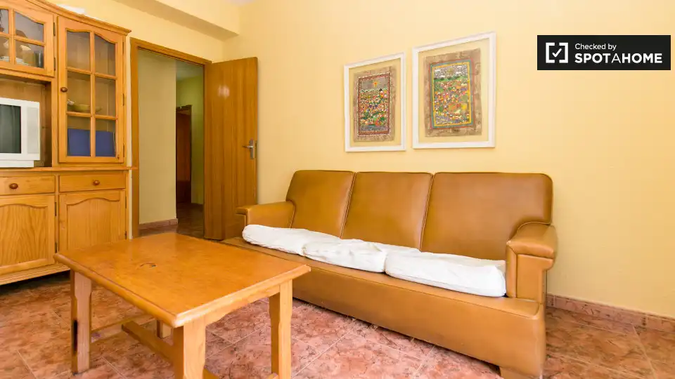 Room in San Matías - Realejo
