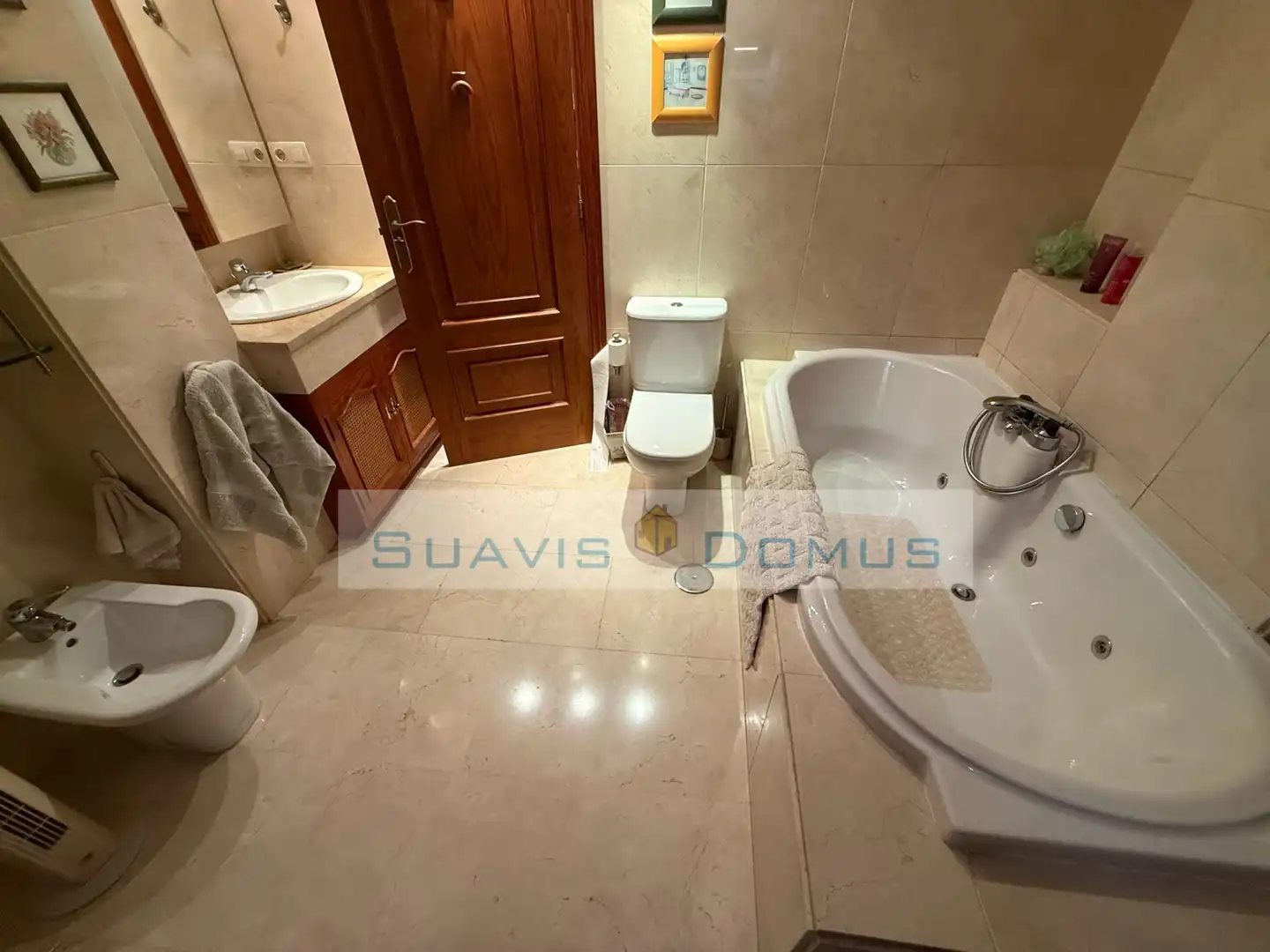 Badezimmer von Wohnung zur Miete in Zamora Capital  mit Heizung, Parkett und Möbliert