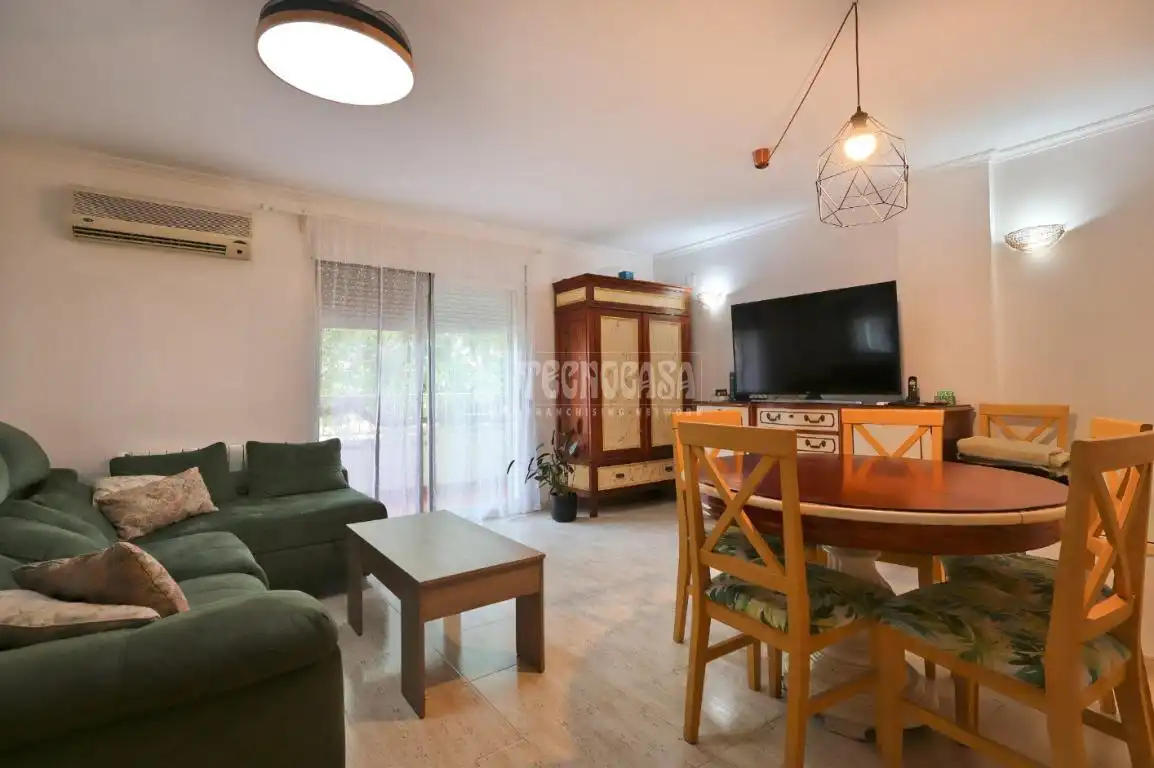 Living room of Detached homes for sale in Sagunto / Sagunt  with Air Conditioner, Heating and Terrace