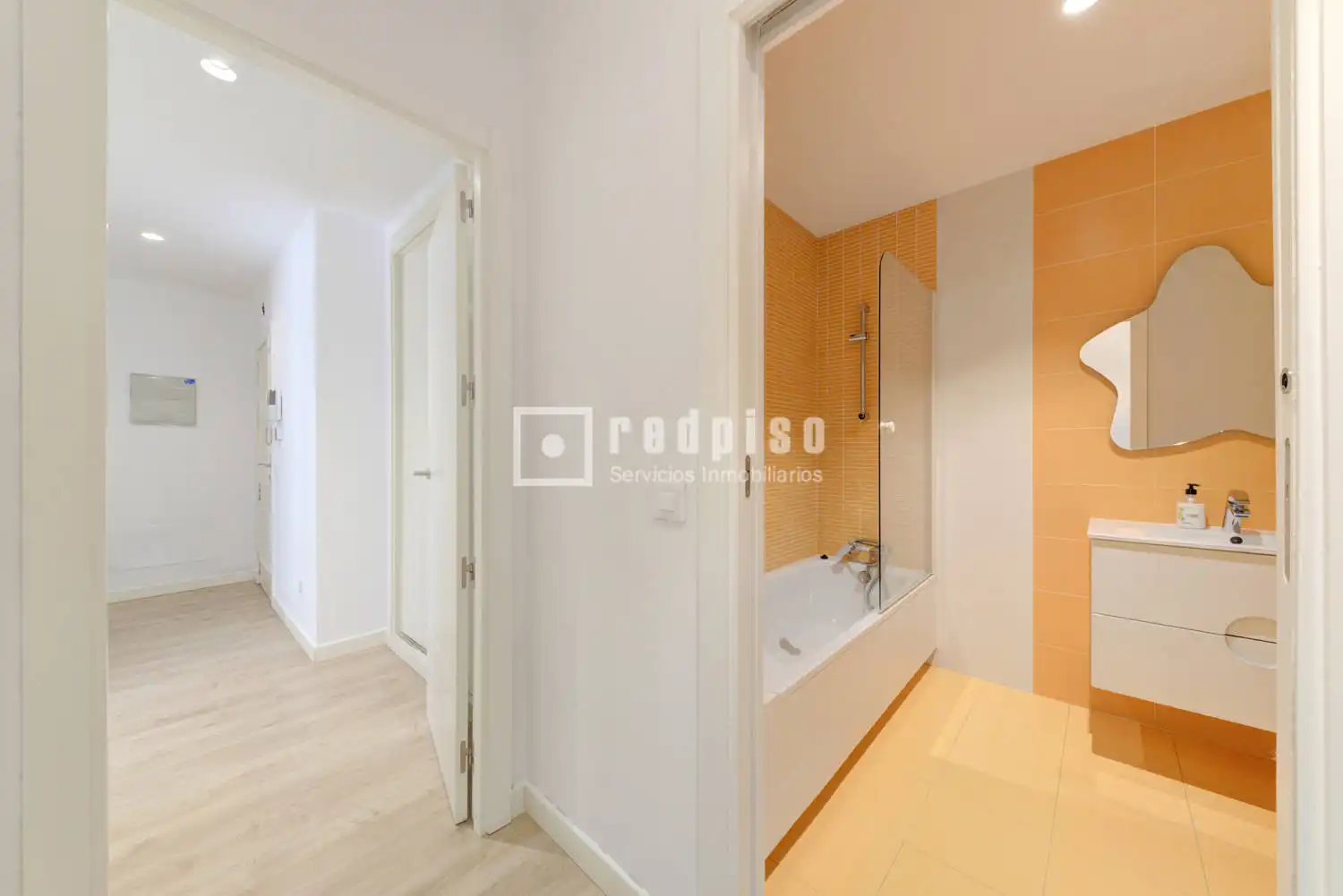 Habitación de Piso en venta en Boadilla del Monte con Aire acondicionado, Calefacción y Terraza