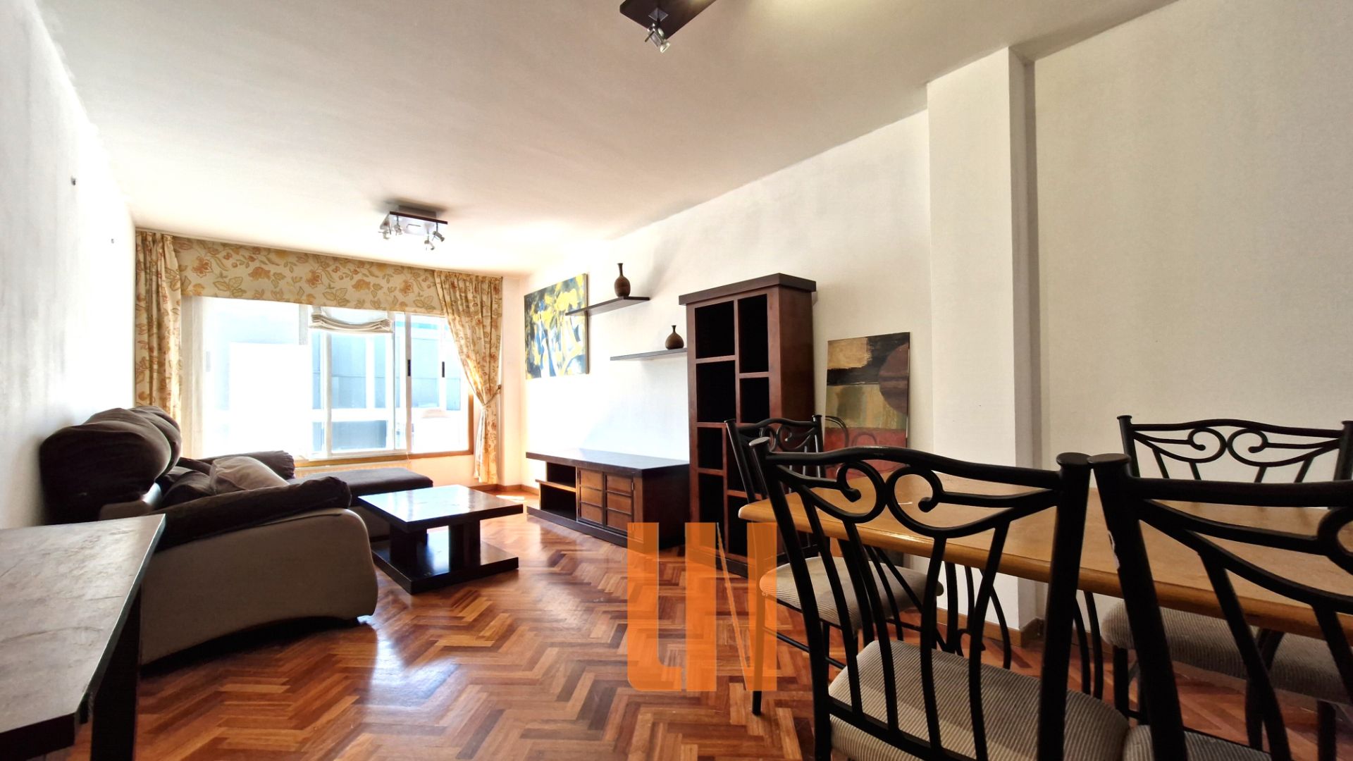 Living room of Flat for sale in A Coruña Capital   with Heating, Parquet flooring and Storage room