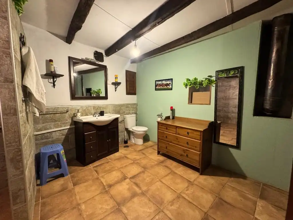 Baño de Casa o chalet en venta en Arenas de Iguña con Calefacción, Jardín privado y Terraza