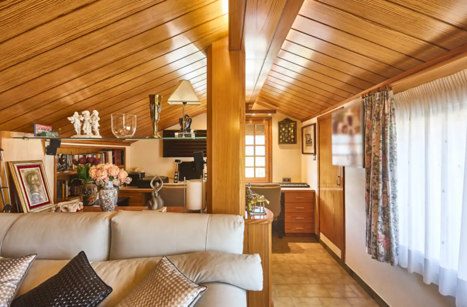 Sala de estar de Casa o chalet en venta en Monistrol de Montserrat con Aire acondicionado, Calefacción y Jardín privado