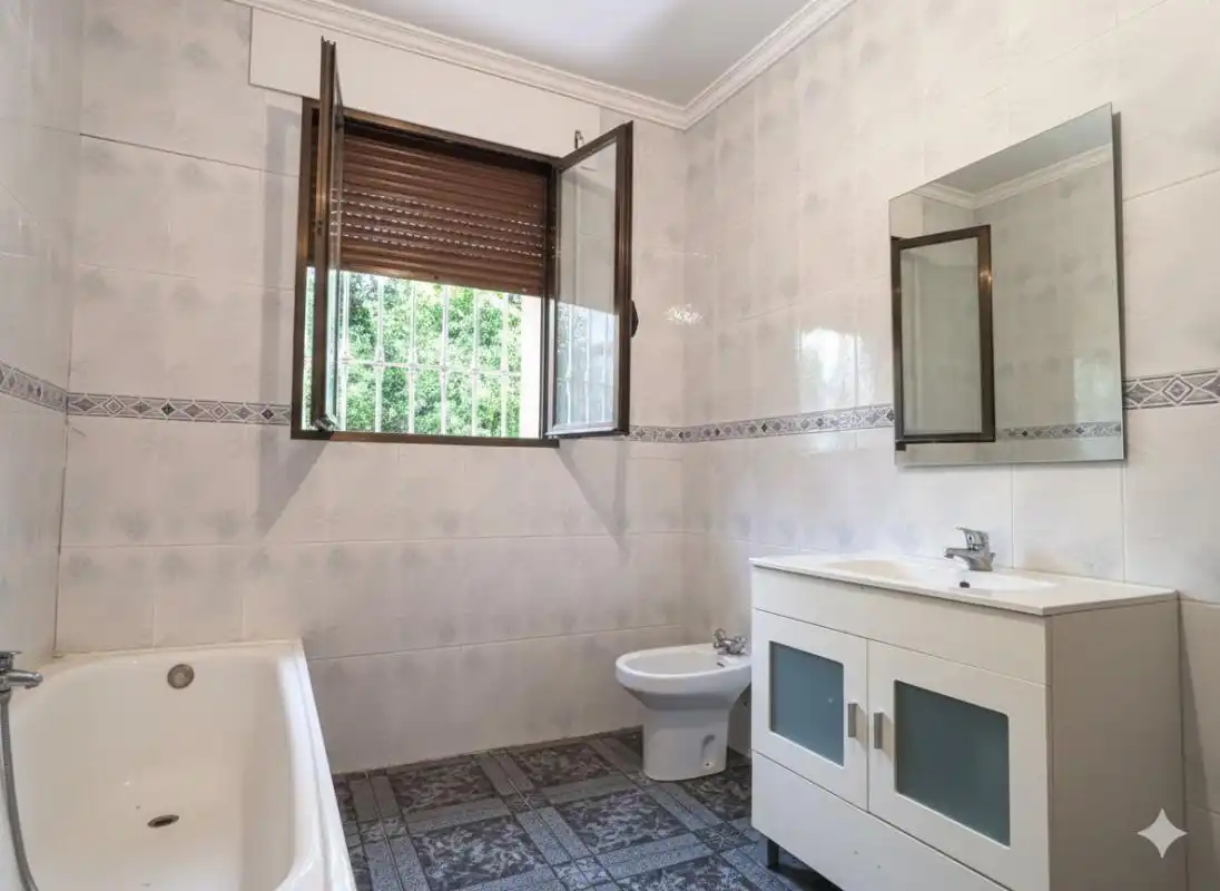 Bathroom of Country homes for sale in Villanueva del Trabuco  with Air Conditioner, Heating and Private garden