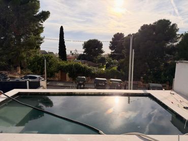 Casa pareada de obra nueva con balcón en venta en Avinguda d'Itàlia 3