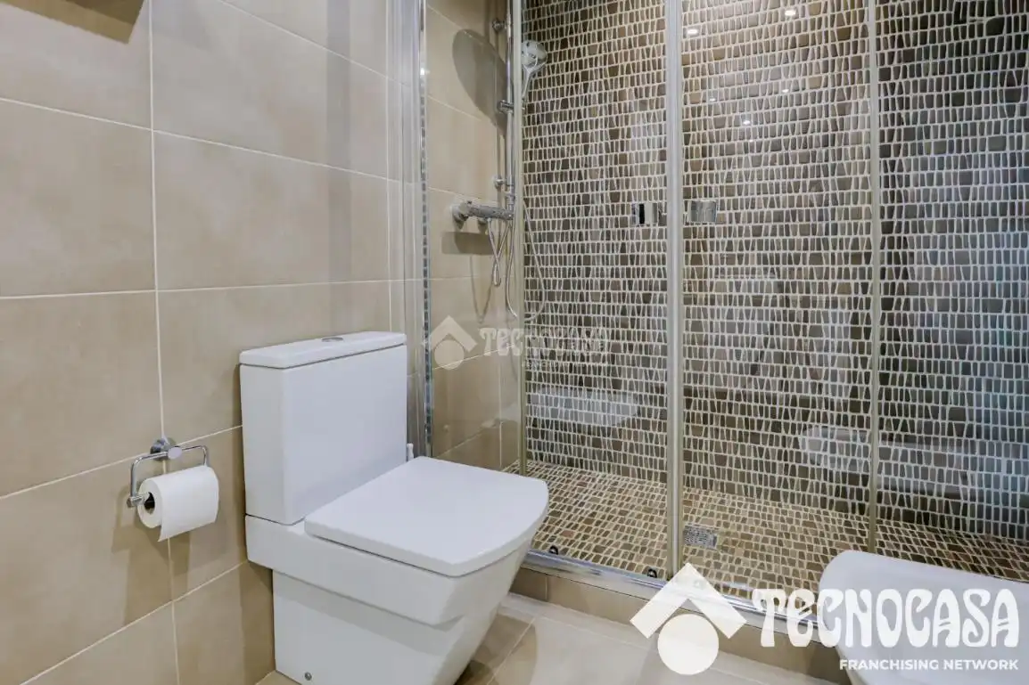 Baño de Piso en venta en Vilassar de Mar con Aire acondicionado, Parquet y Terraza