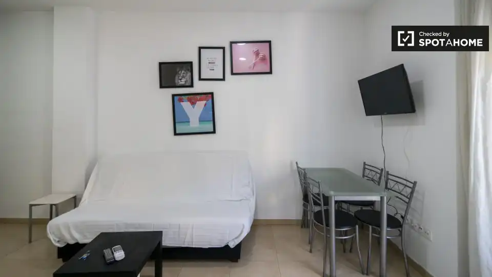 Sala de estar de Piso de alquiler en Valencia con Aire acondicionado, Calefacción y Amueblado