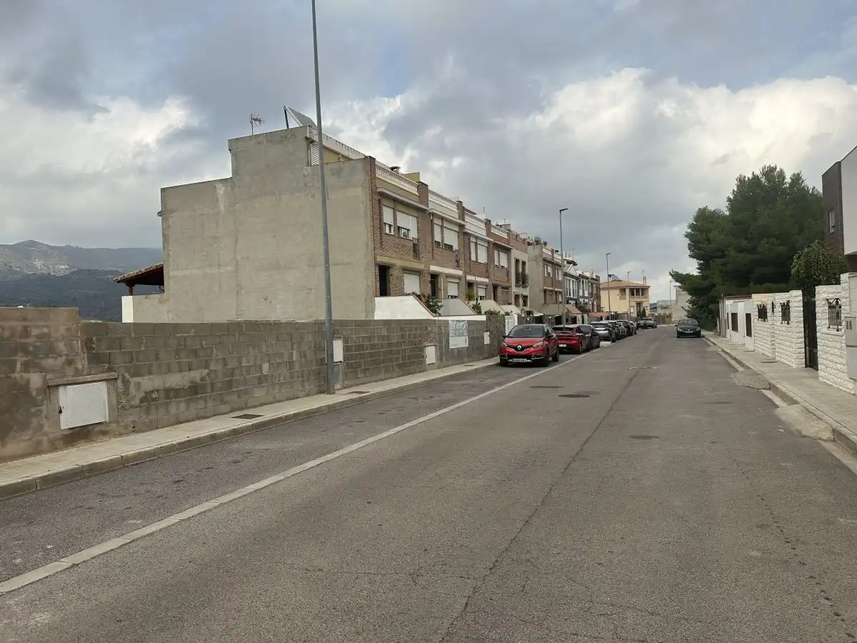 Terreny residencial en venda a La Vall d'Uixó, imagen 2