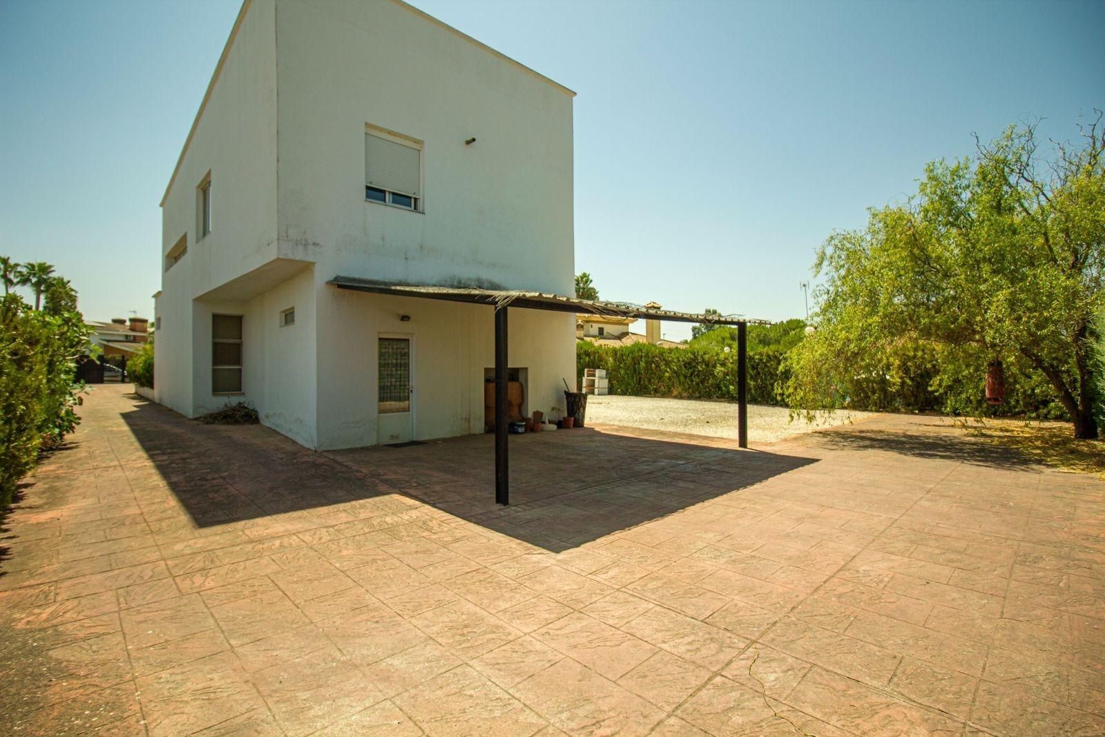 Garden of House or chalet to rent in Badajoz Capital  with Air Conditioner, Heating and Terrace