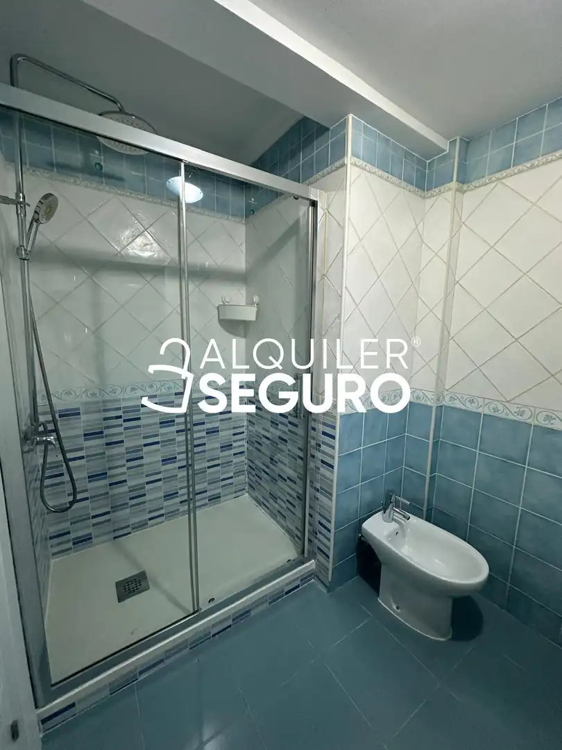 Bany de Pis de lloguer en Tetuán