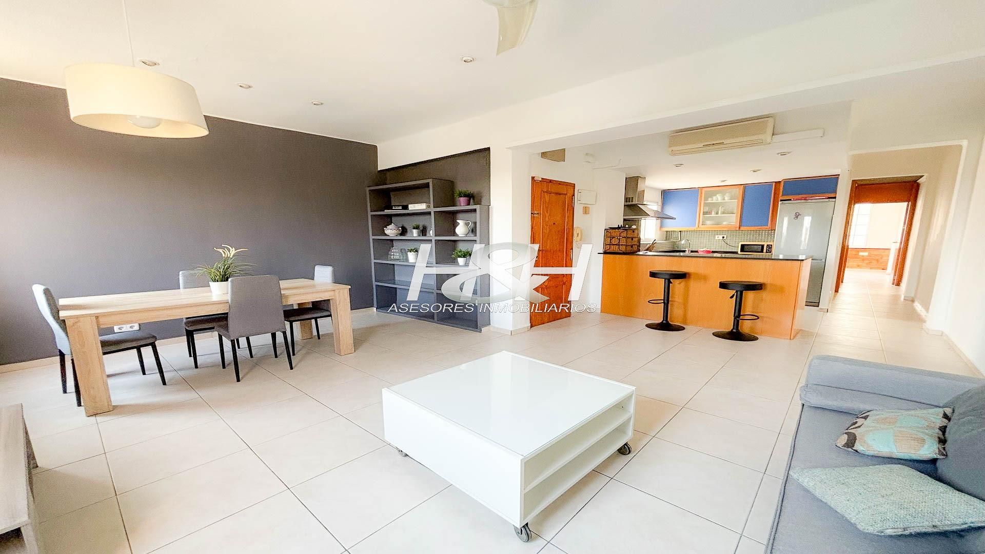 Sala d'estar de Pis en venda en  Valencia Capital amb Aire condicionat