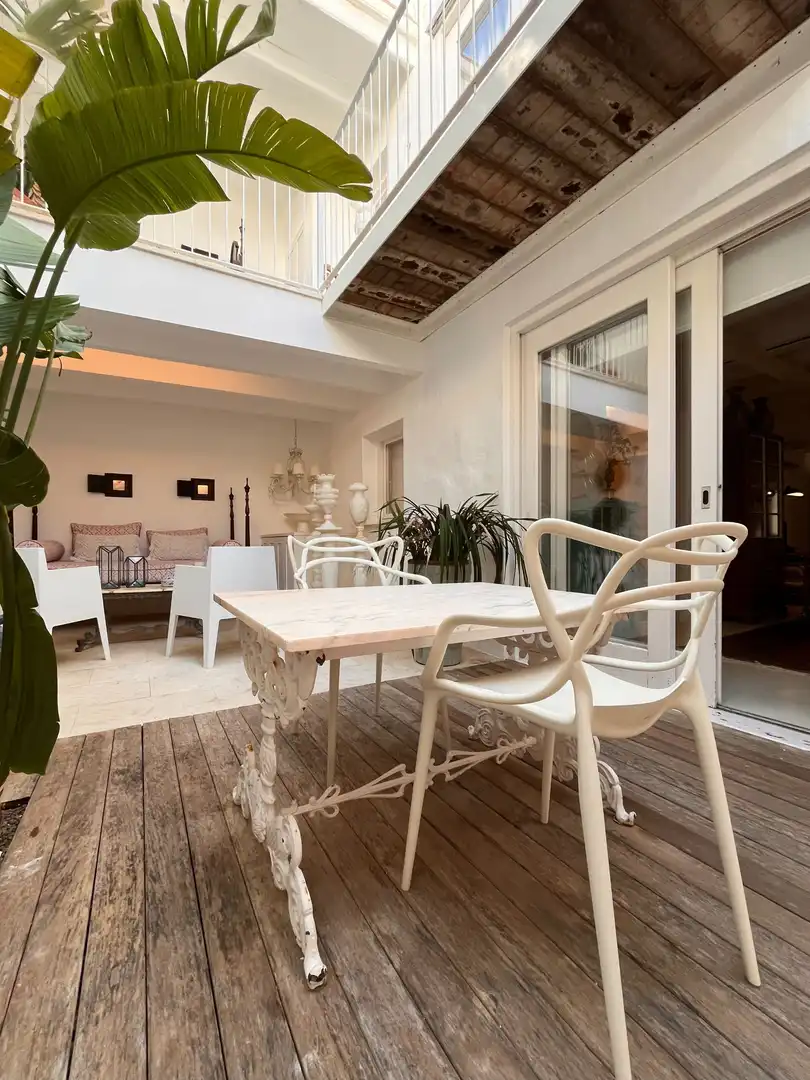 Terrasse von Country house zum Verkauf in Es Migjorn Gran mit Klimaanlage, Heizung und Privatgarten