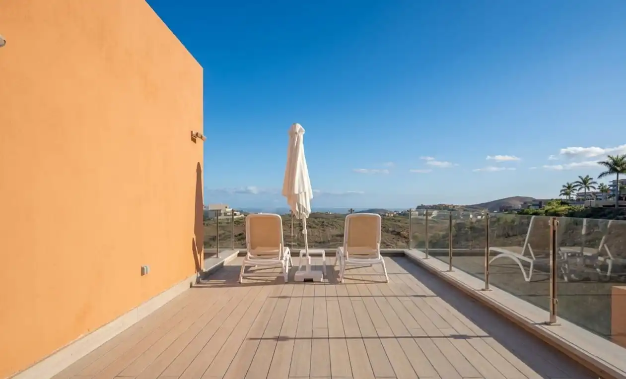 Terrassa de Casa o xalet en venda en San Bartolomé de Tirajana amb Aire condicionat, Jardí privat i Terrassa