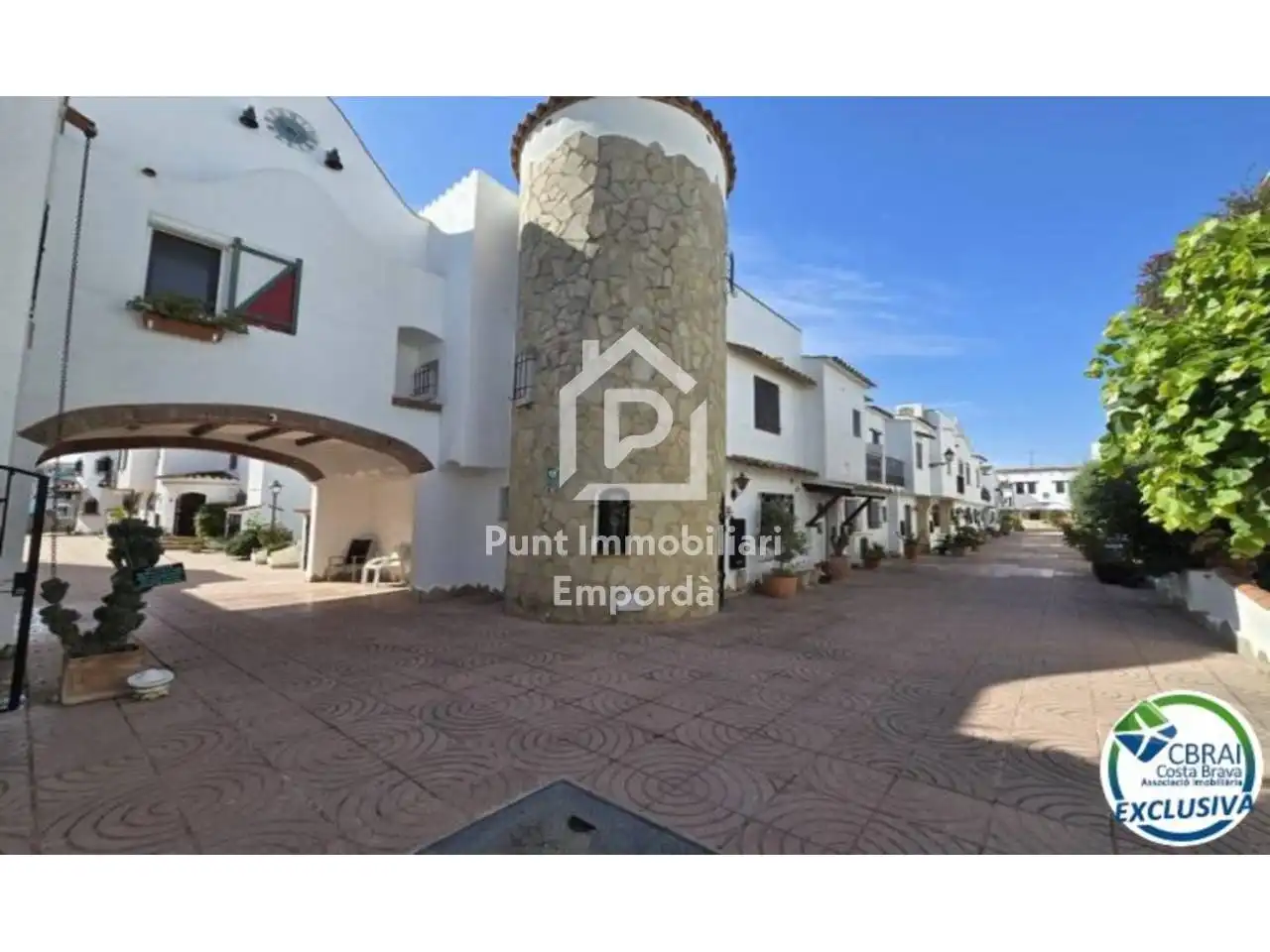 Vista exterior de Casa o chalet en venta en Empuriabrava con Aire acondicionado, Calefacción y Terraza