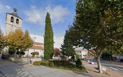 Vista exterior de Casa adosada en venda en Galapagar amb Aire condicionat, Calefacció i Jardí privat