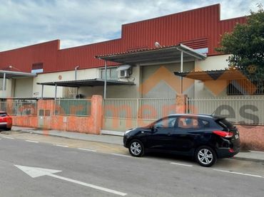 Industrial building to rent in Metro - Auditorio