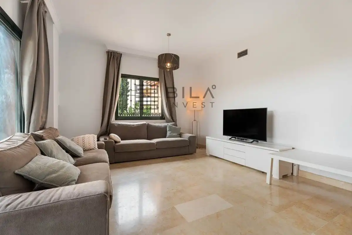 Piso con piscina en venta en Urb. Mirador de Santa María Golf, imagen 9