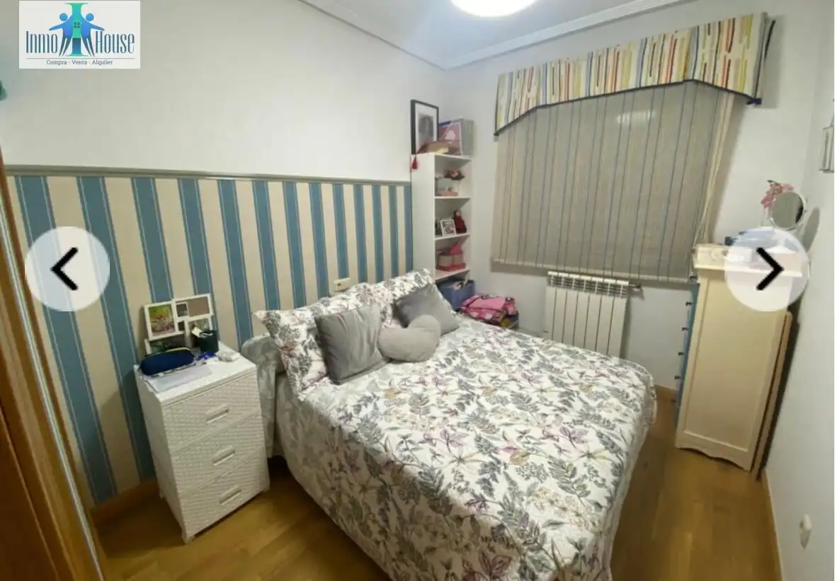 Bedroom of Detached homes for sale in Albacete  with Air Conditioner, Heating and Private garden
