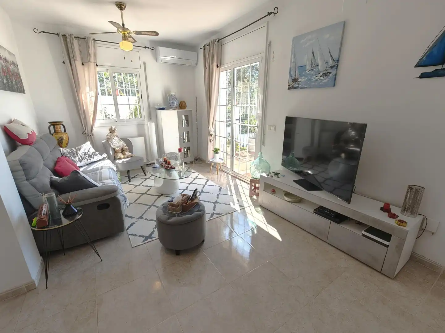 Sala de estar de Casa o chalet en venta en Lloret de Mar con Aire acondicionado, Calefacción y Terraza