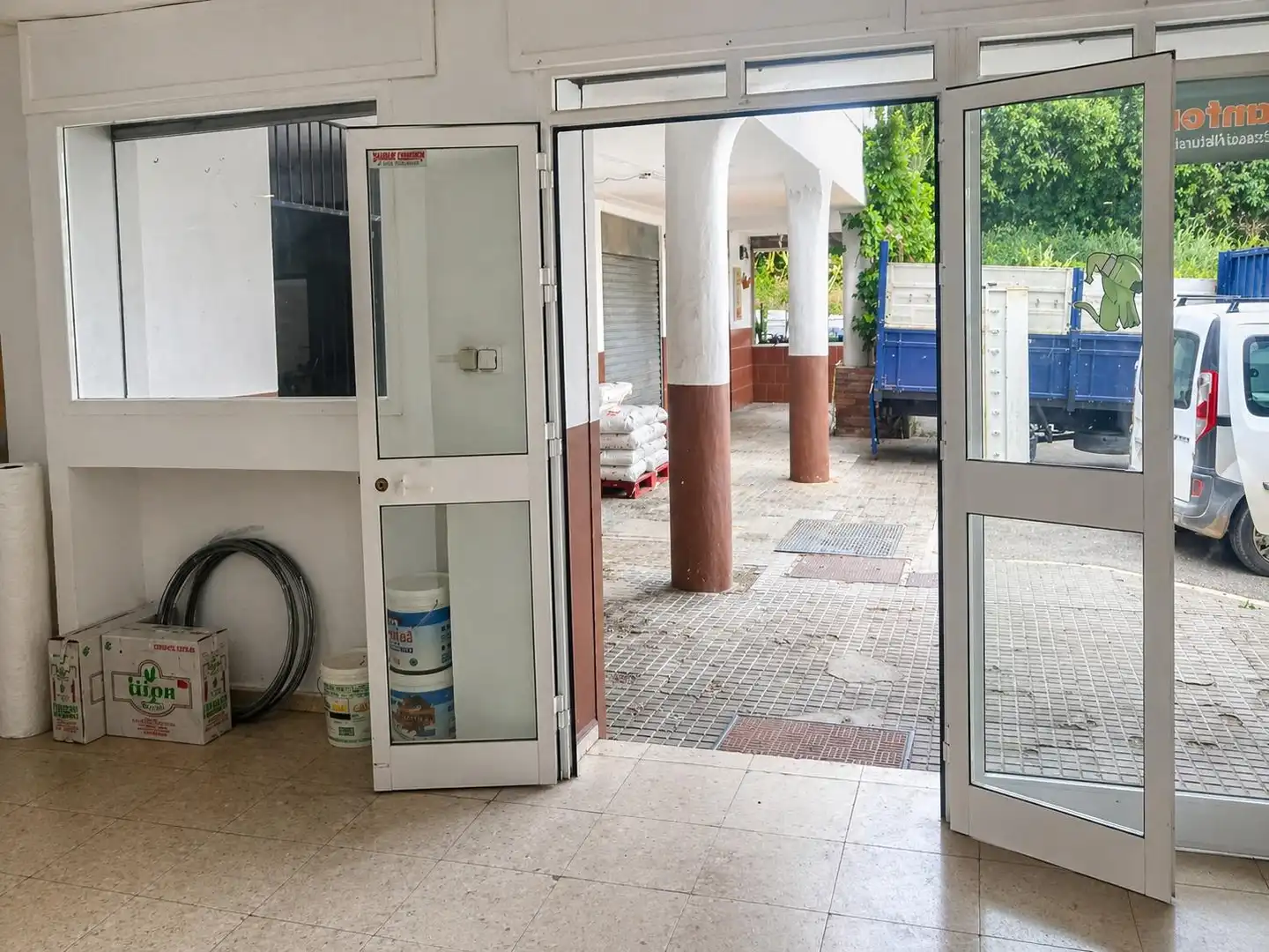 Gewerbefläche zum Verkauf in Tarifa ciudad
