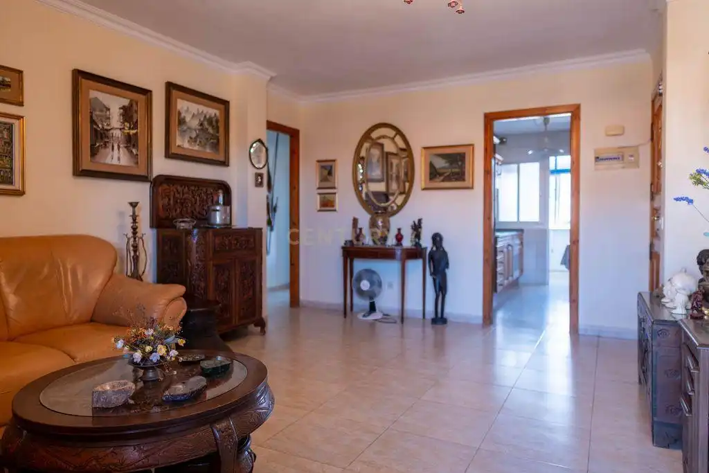 Piso en venta en Arona con Piscina comunitaria