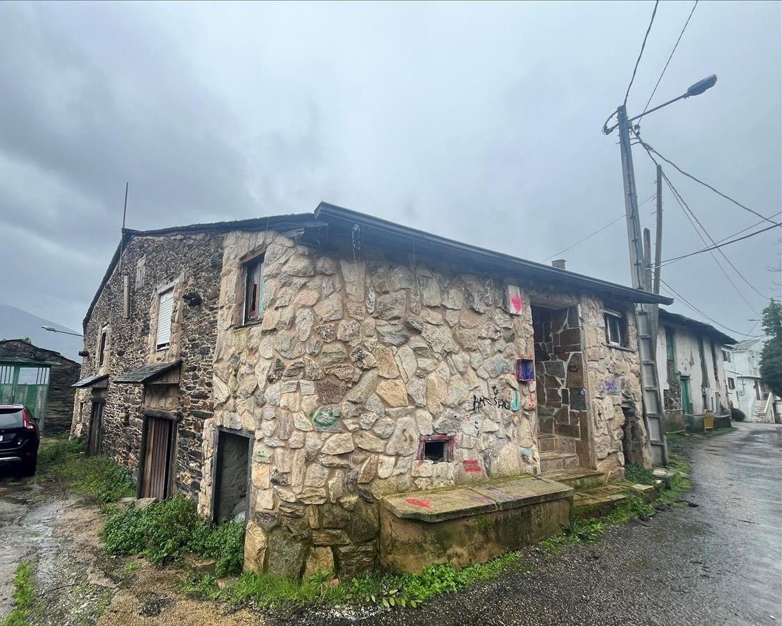 Vista exterior de Casa o chalet en venta en A Rúa 