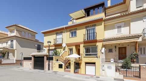 Foto 4 de Casa adosada en venta en Calle Río Dílar, 13, Ogíjares, Granada