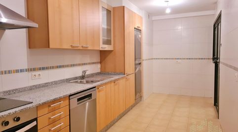 Foto 4 de Piso de alquiler en Hedras, O Milladoiro, Ames