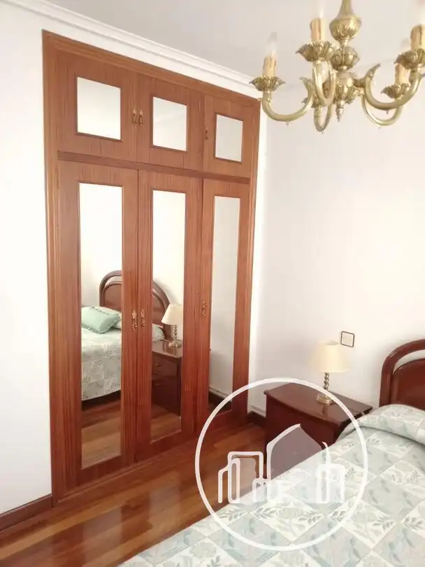 Schlafzimmer von Wohnung zur Miete in Villarcayo de Merindad de Castilla la Vieja mit Heizung und Balkon