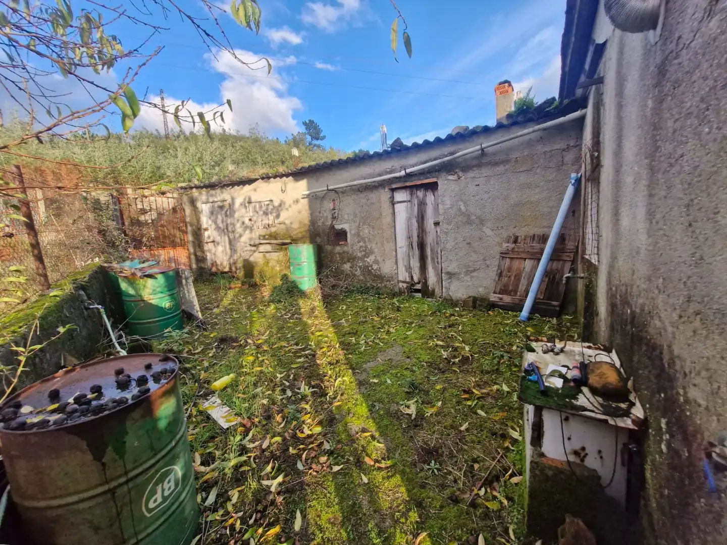 Casa o xalet en venda en Ourense Capital  amb Jardí privat, Traster i Balcó