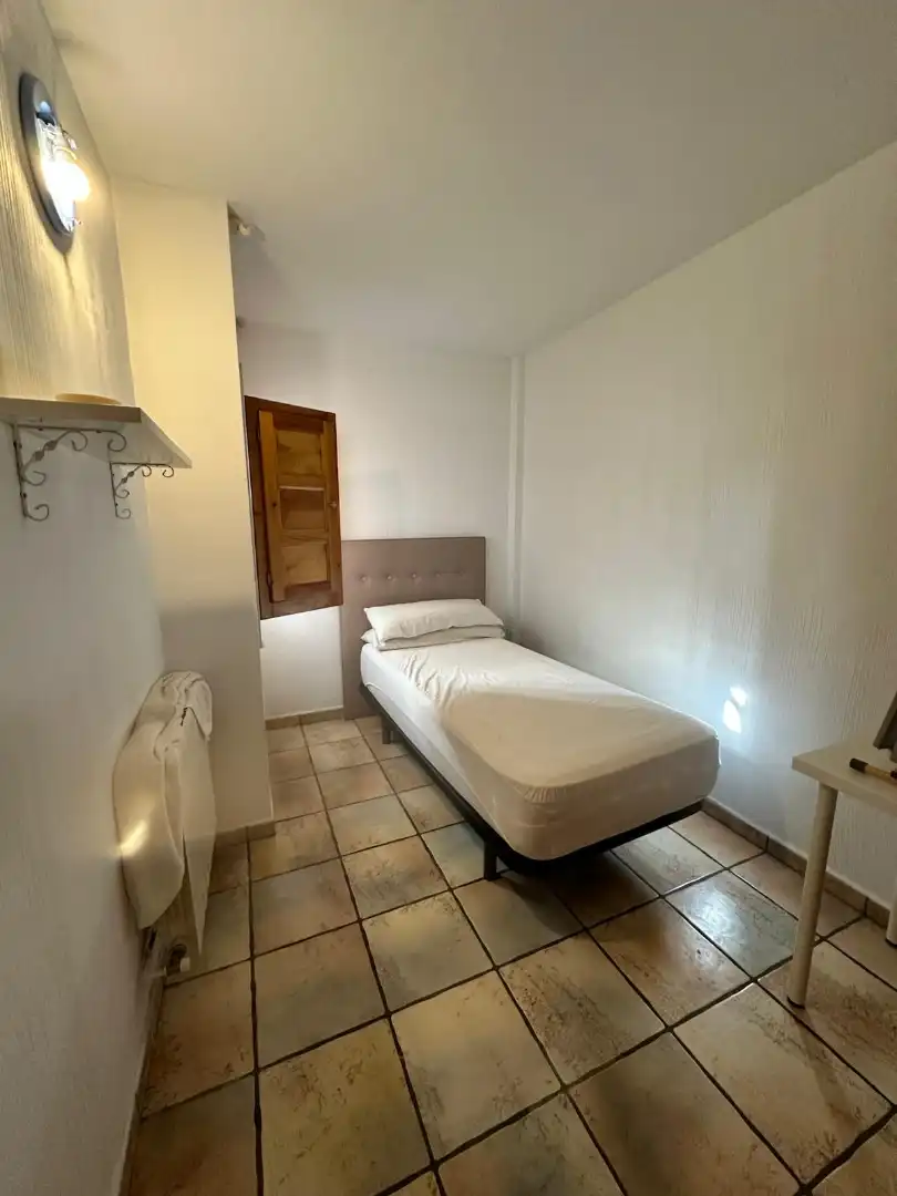 Bedroom of Houses for rent in Cuenca  with Heating, Terrace and Furnished