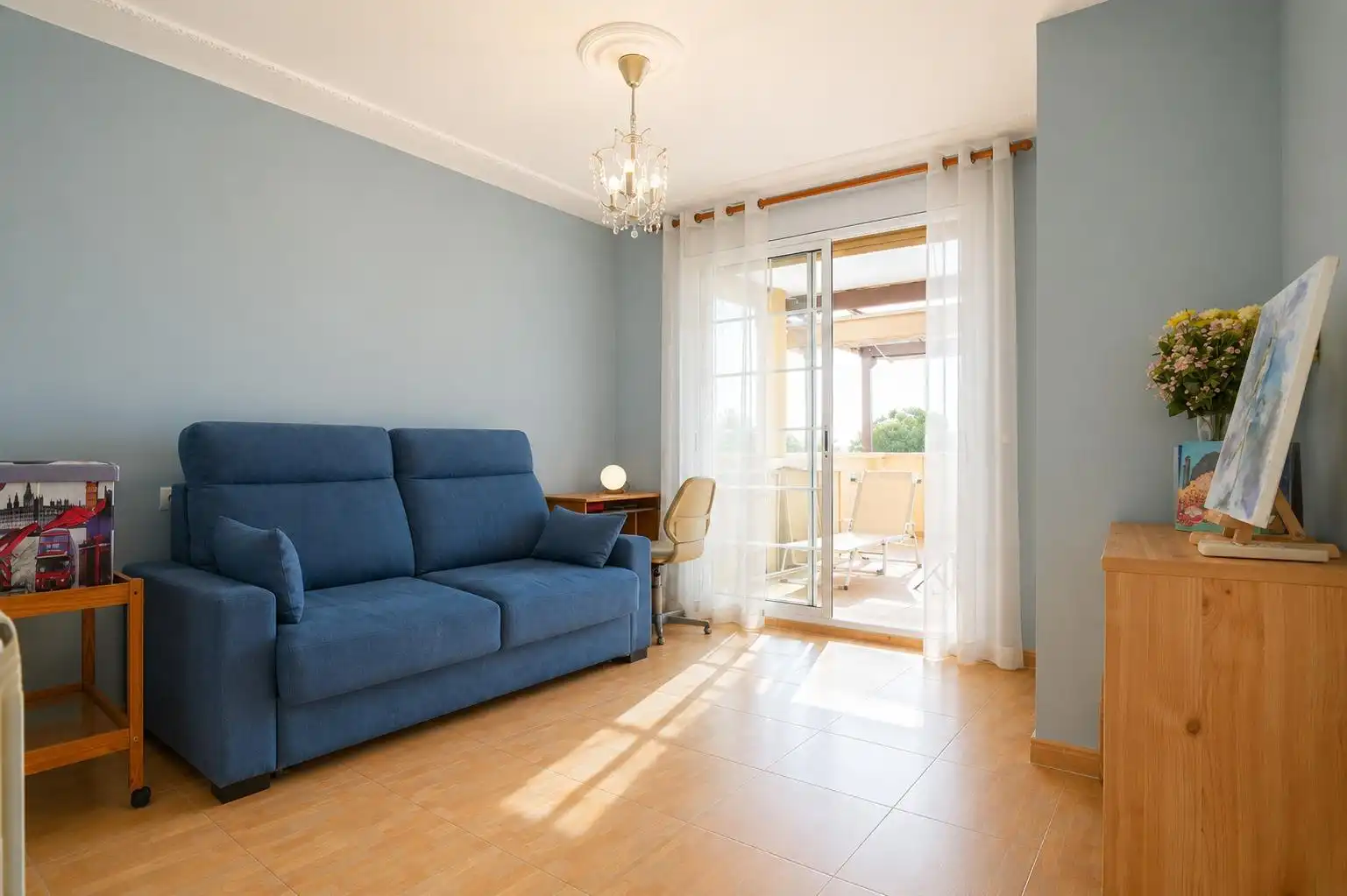 Sala d'estar de Casa o xalet en venda en Cambrils amb Aire condicionat, Calefacció i Jardí privat