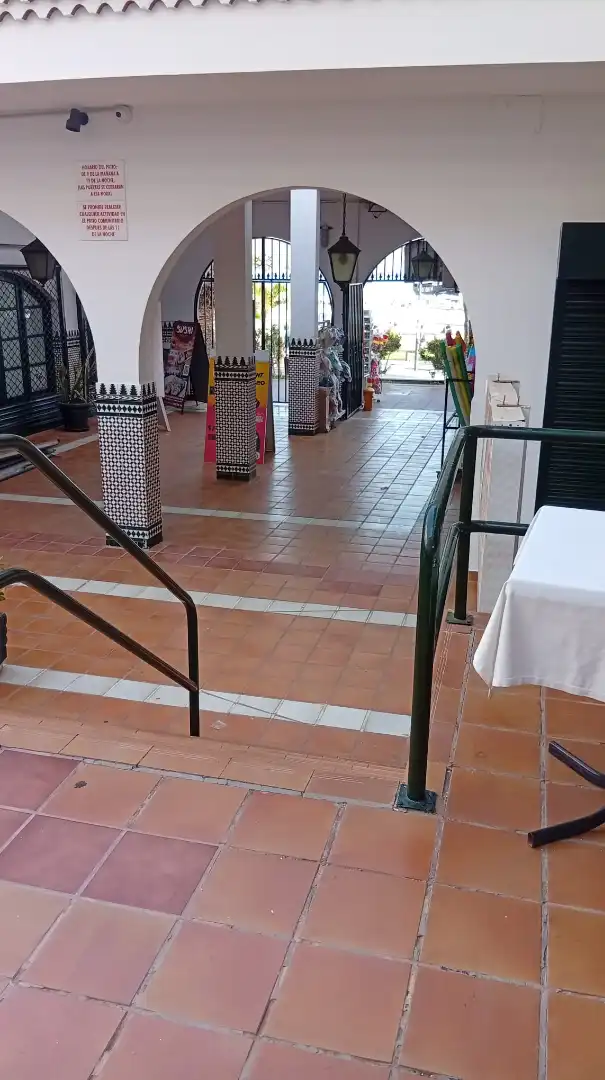 Local comercial en traspaso en Calle la Paloma 11, imagen 8