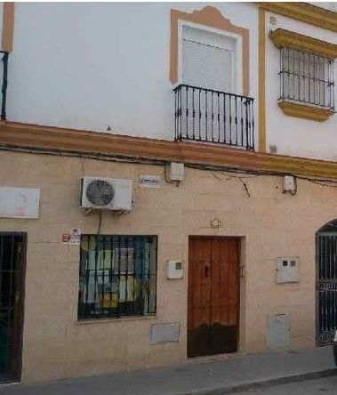 Exterior view of Flat for sale in  Sevilla Capital  with Furnished