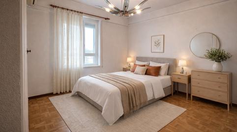 Foto 2 de Piso en venta en Calle Entre Arroyos, 1, Media Legua,  Madrid Capital