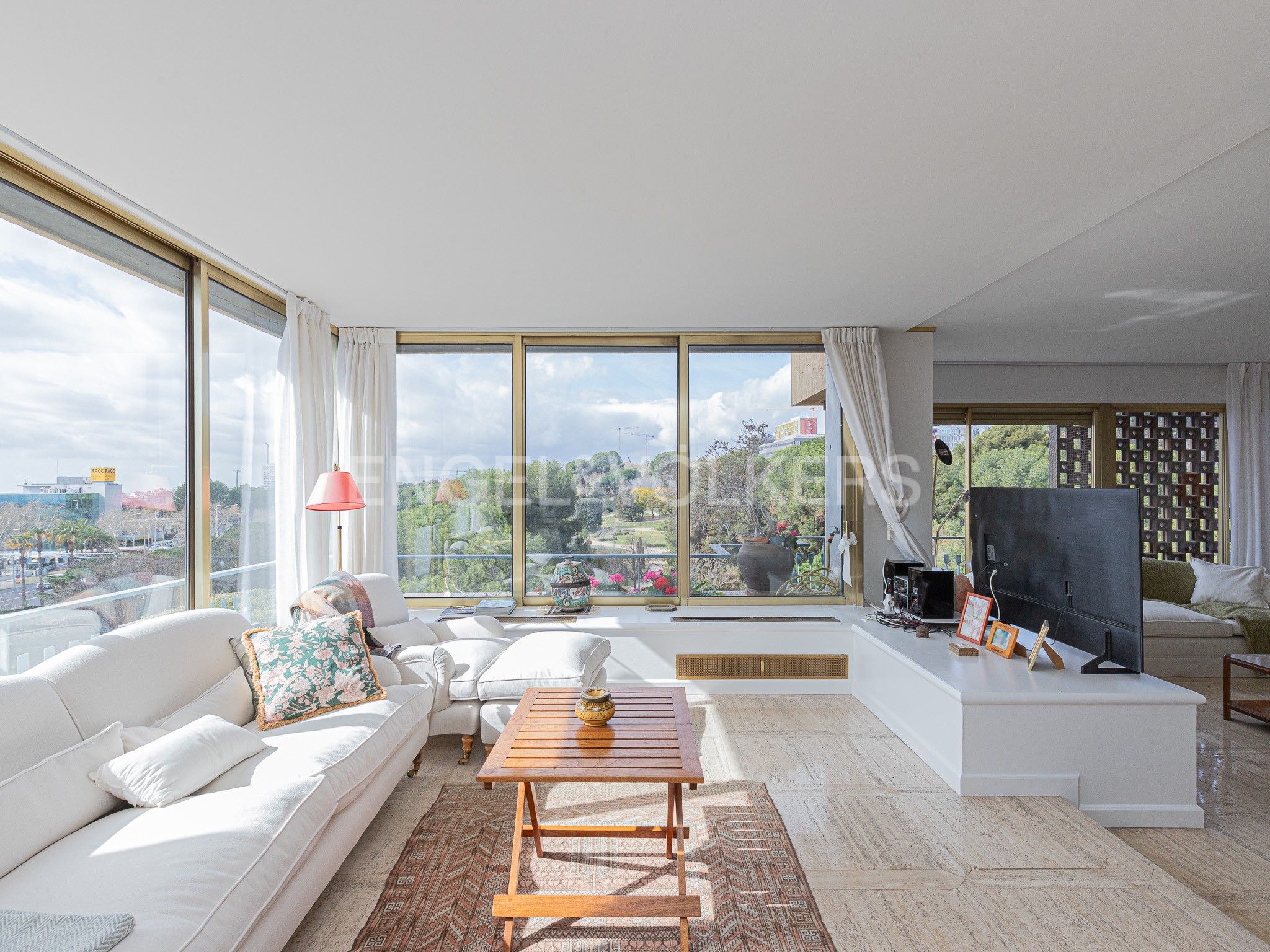 Living room of Apartment to rent in  Barcelona Capital  with Air Conditioner, Heating and Parquet flooring