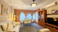 Sala d'estar de Pis en venda en Llíria amb Aire condicionat i Balcó