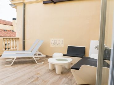 Penthouse with lift to rent in Atocha
