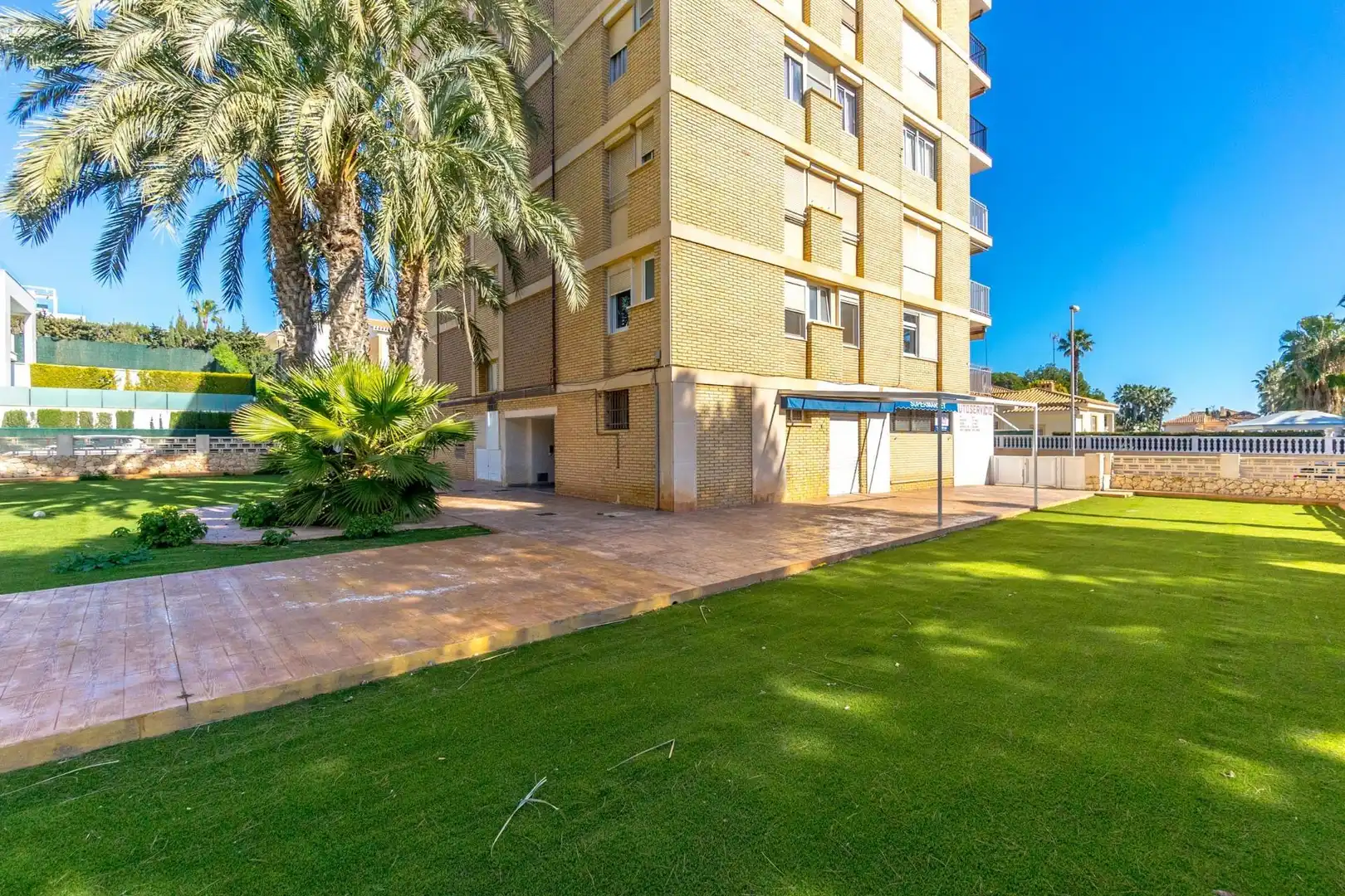 Apartament amb terrassa en venda a Avenida de las Palmeras, imagen 20