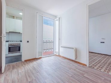 Piso con balcón en venta en Carrer de Béjar