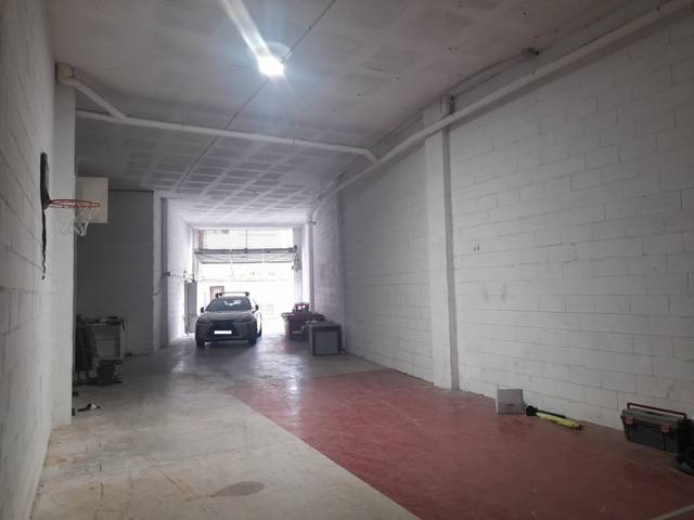 Nave industrial en Alquiler en Carrer República Argentina en Ocata