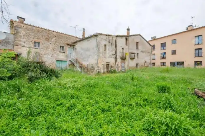 Houses for sale in Cornellà del Terri