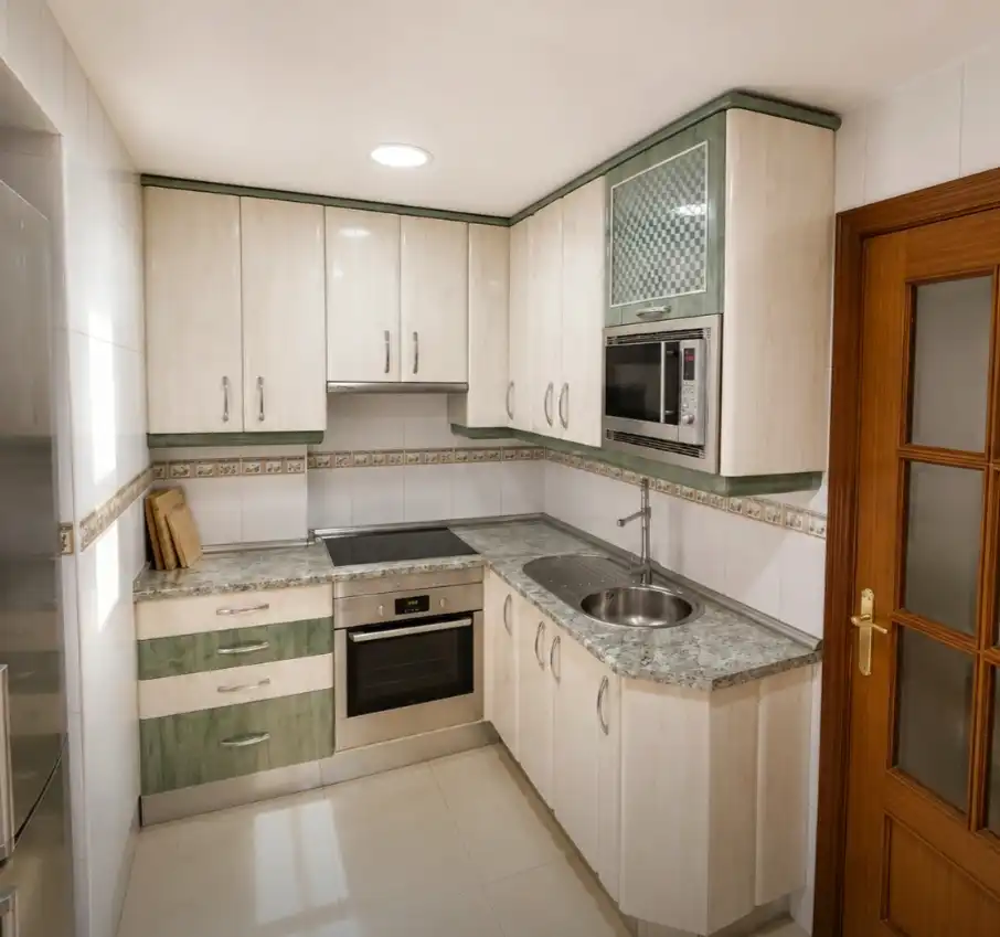 Piso con ascensor en venta en Calle Sevilla, imagen 2