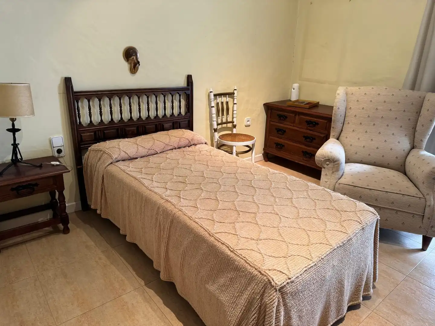 Dormitori de Casa o xalet en venda en Alcázar de San Juan amb Calefacció, Terrassa i Balcó