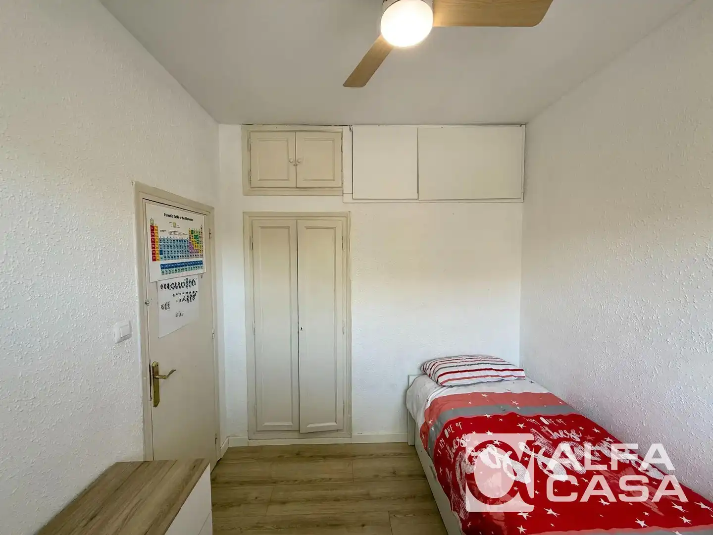 Schlafzimmer von Wohnung zum Verkauf in Lloret de Mar mit Parkett, Terrasse und Ofen
