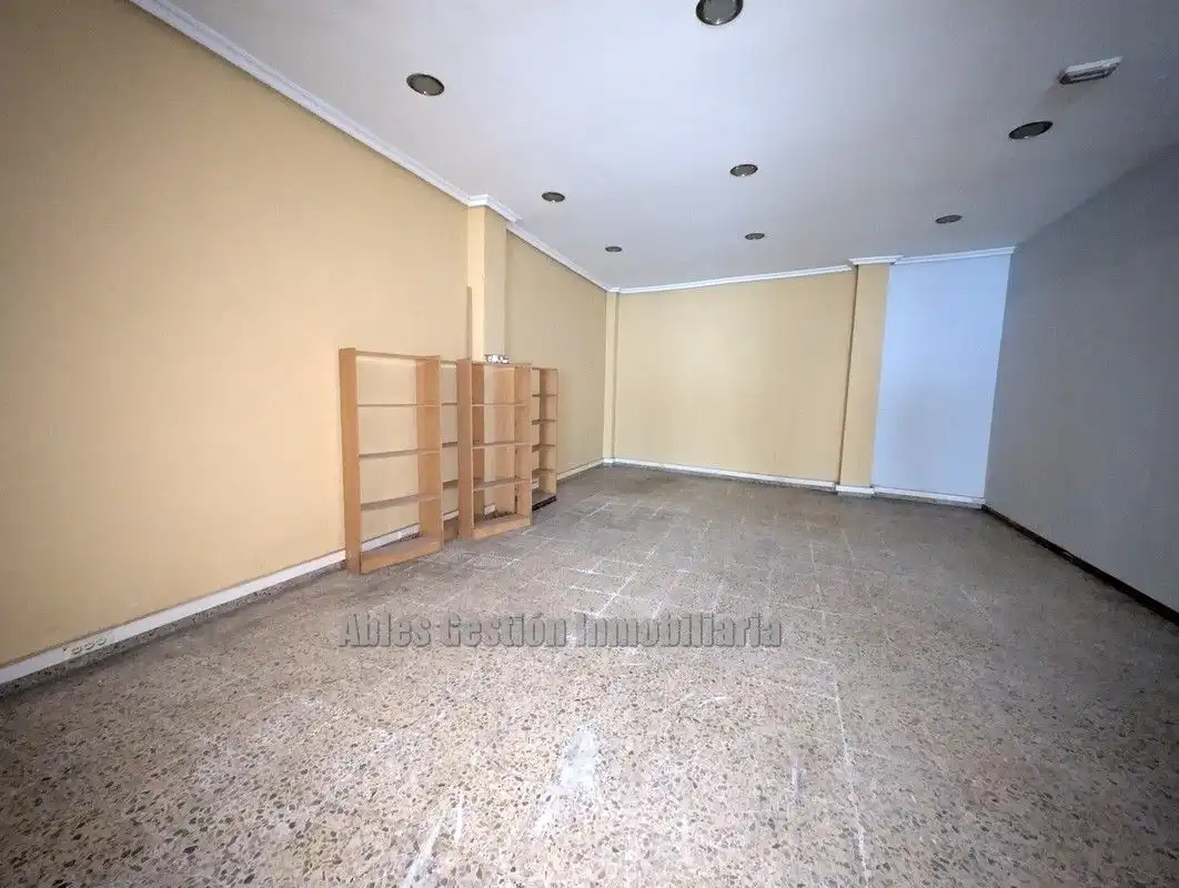 Local comercial en venta en Montes Del Sueve, imagen 6