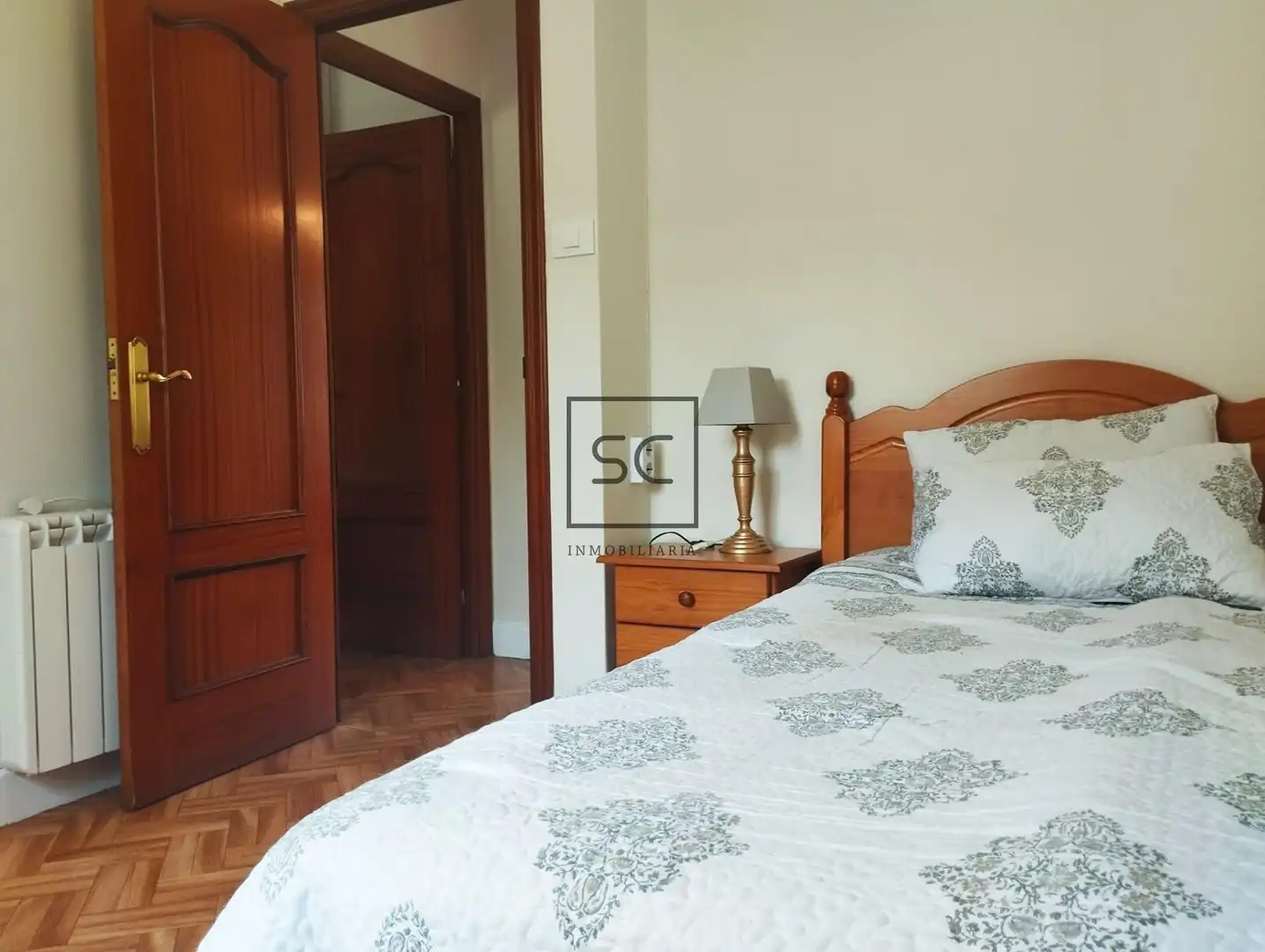 Dormitori de Pis en venda en Ferrol amb Calefacció i Moblat
