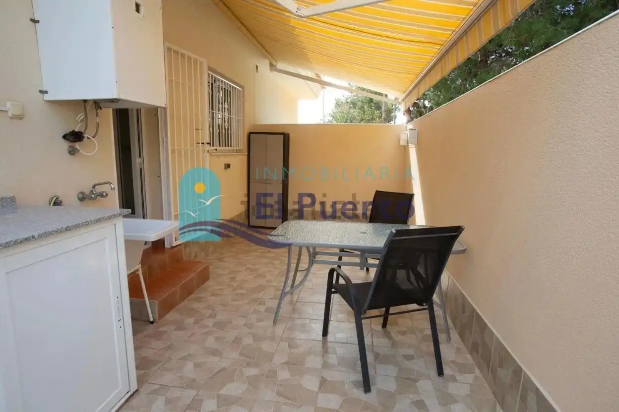 Vista exterior de Dúplex en venta en Cartagena con Aire acondicionado, Calefacción y Jardín privado